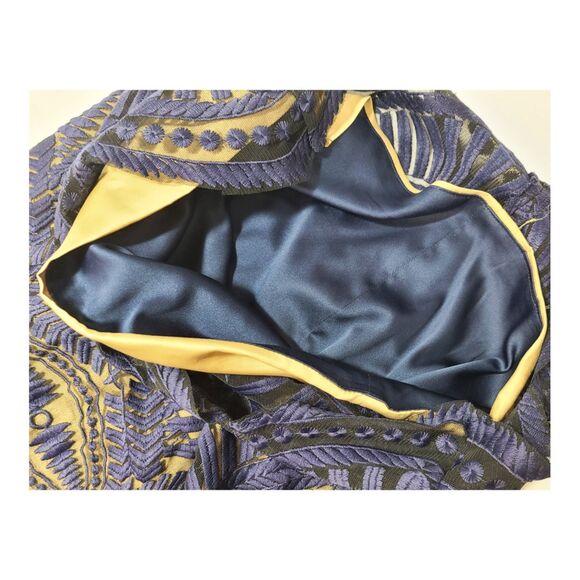 Bardot Navy Blue Embroidered Sheath Cocktail Dress Women’s Size 6 US - Picture 10 of 10